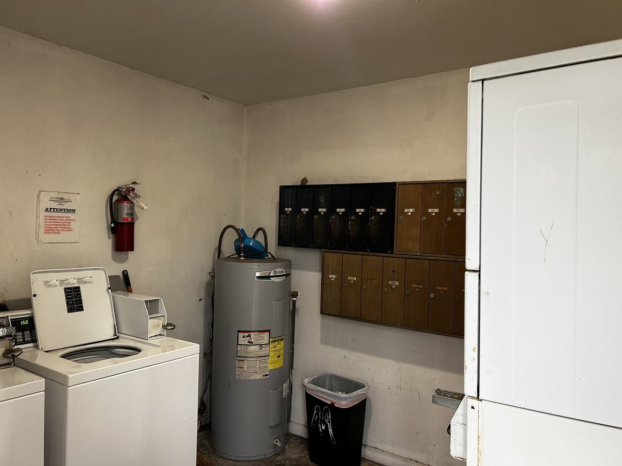 609 Warren St #E - Photo 3 of 10