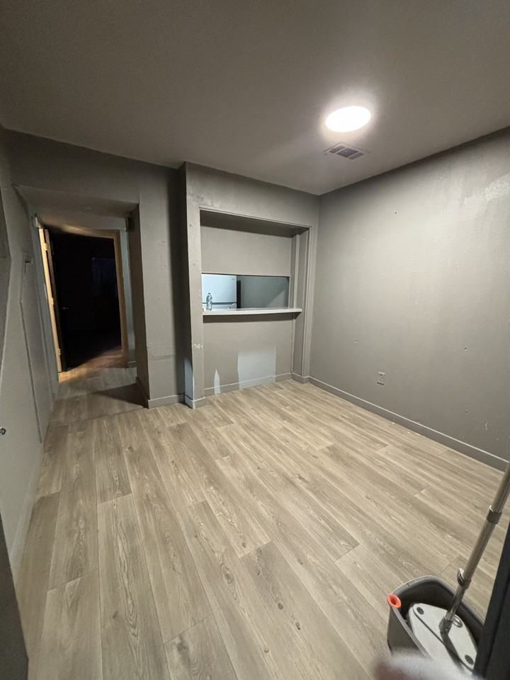 905 28th Ave #1 - Photo 7 of 10