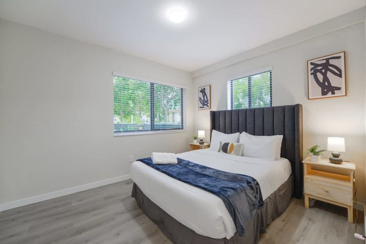 700 Sw 11th Ave #1022463P - Photo 6 of 9