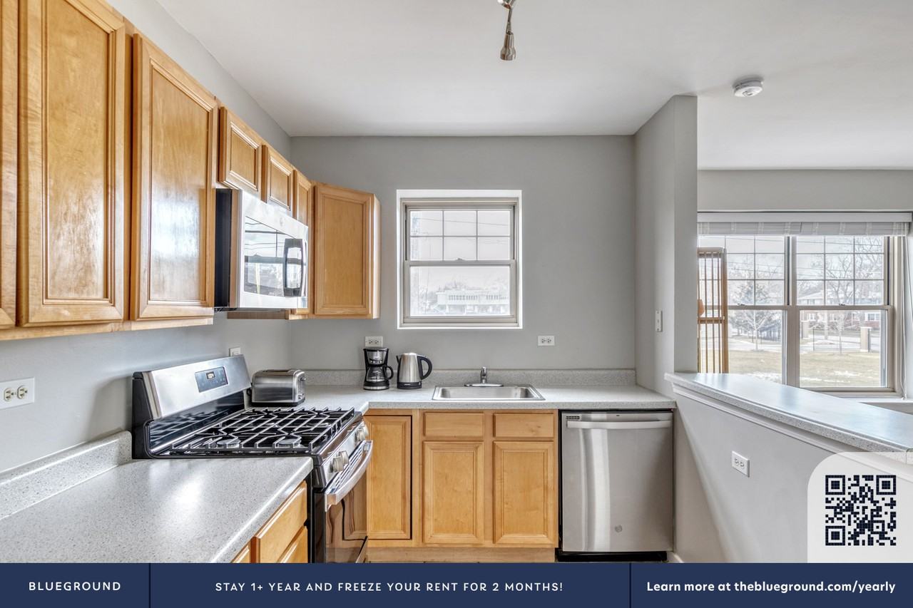 2762 Hampton Pkwy #521 - Photo 7 of 19