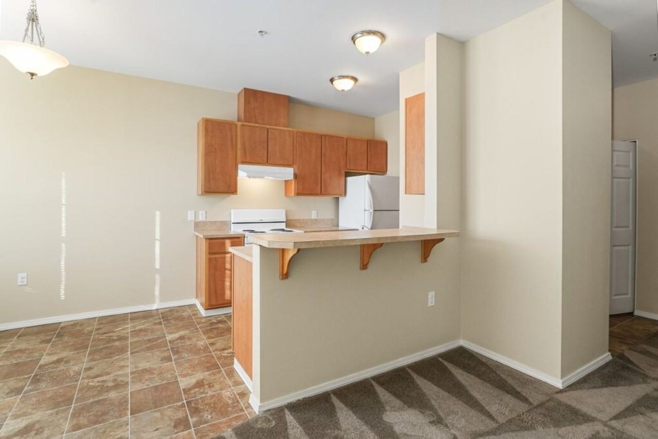 Baxter Ridge Apartments - Photo 2 of 30