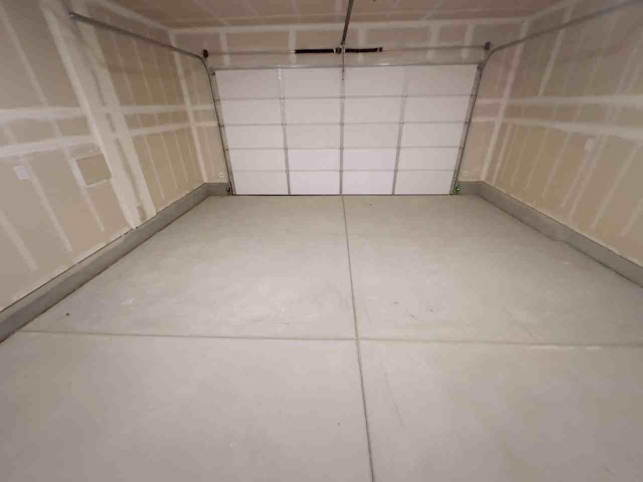 1668 Picetti Way - Photo 3 of 33
