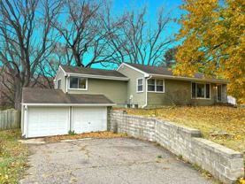 966 Sherren St W - Photo 1 of 1