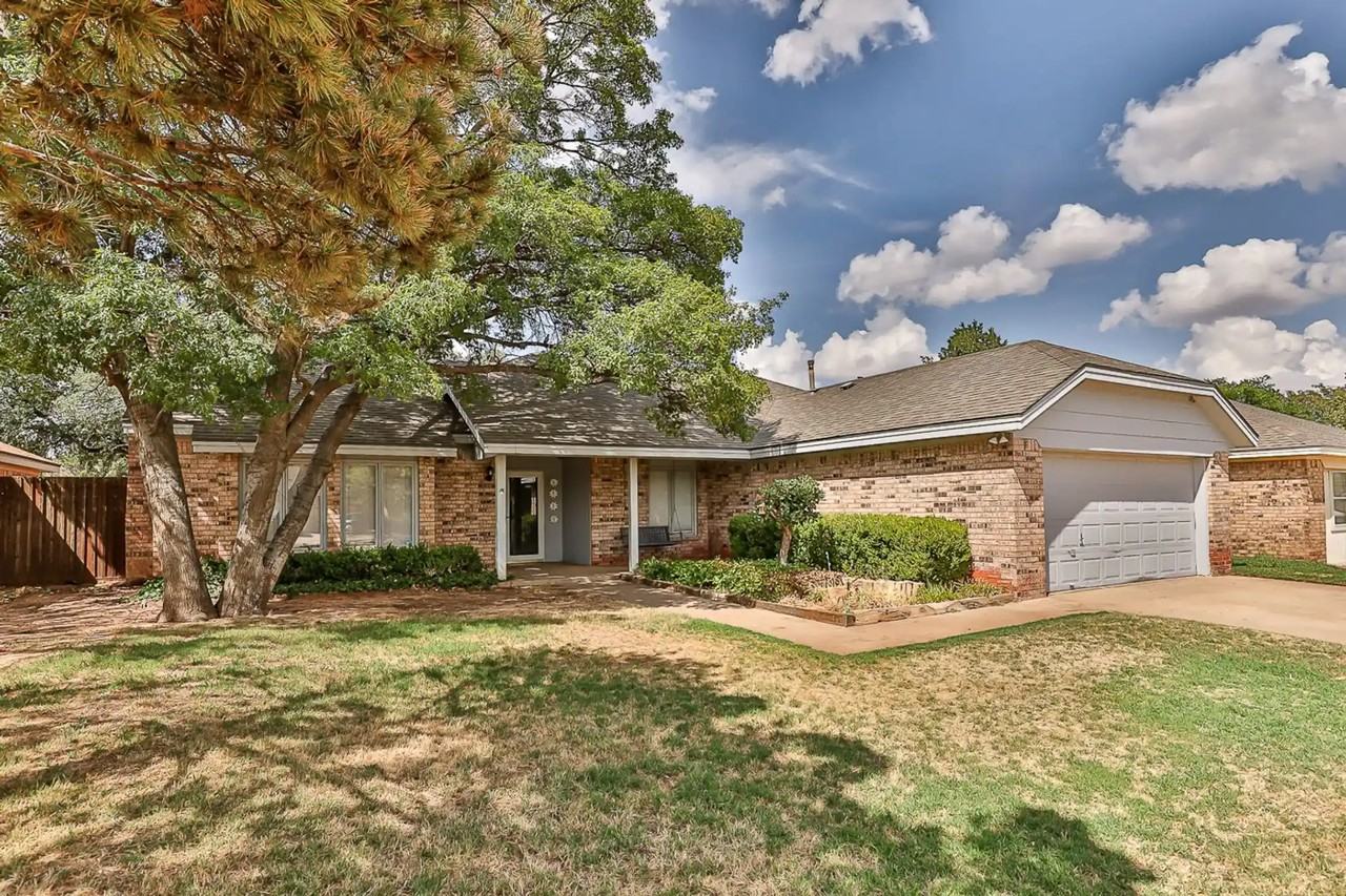 5724 92nd St - Photo 2 of 39