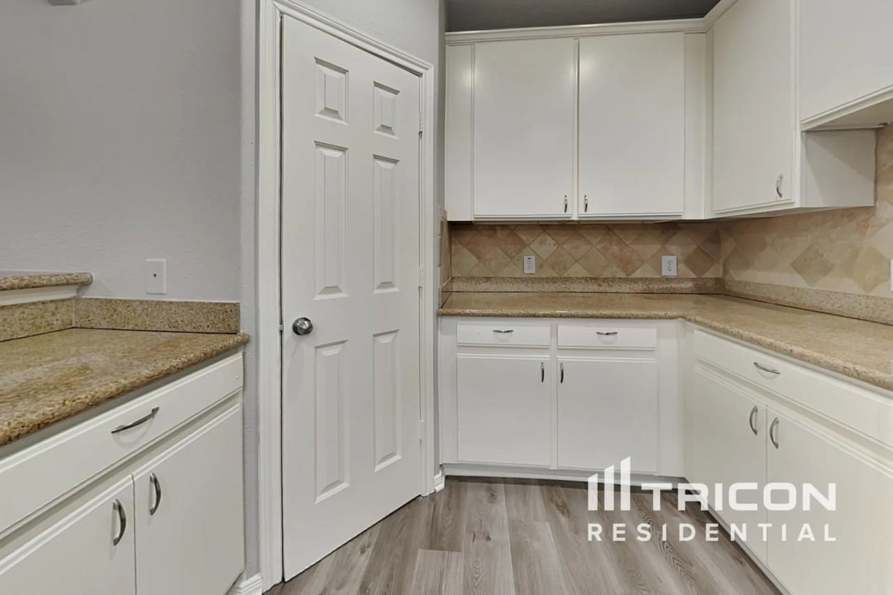 13147 S Bellaire Estates Drive Houston TX - Photo 3 of 12