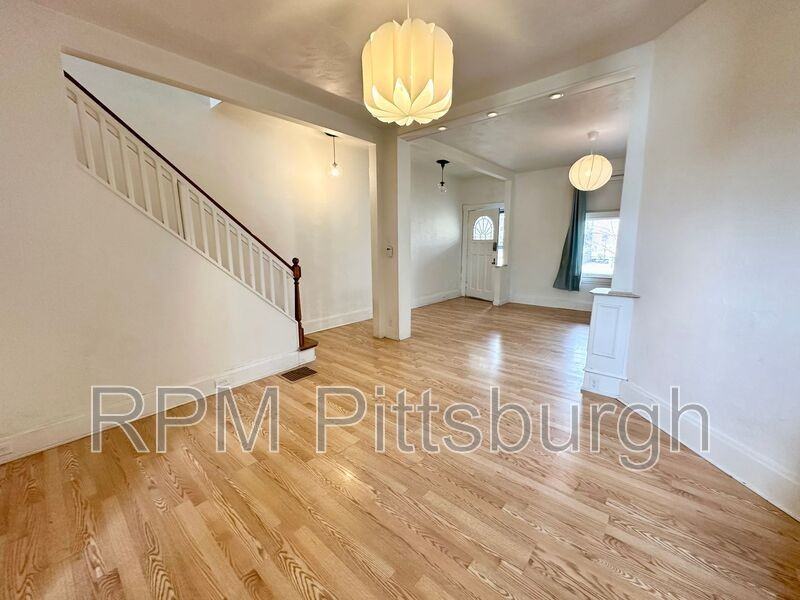 509 Beechwood Ave - Photo 3 of 20