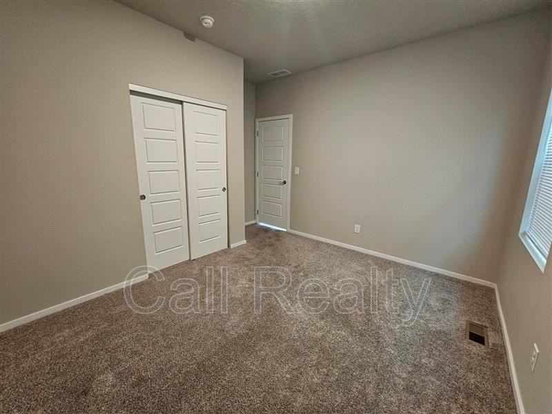 3236 N Mckinnon Rd - Photo 6 of 23
