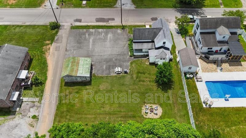 714 E Jefferson St - Photo 5 of 13