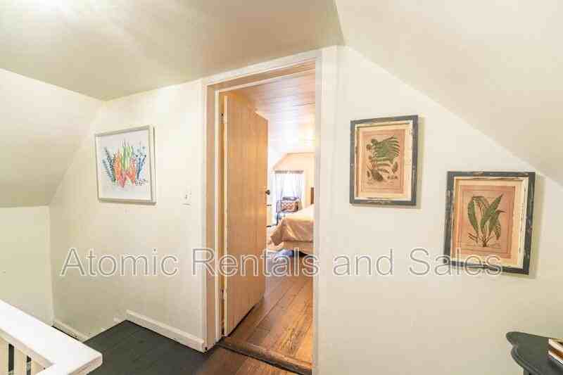 714 E Jefferson St - Photo 3 of 22