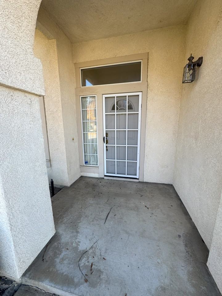 10178 River Falls Cir - Photo 3 of 21