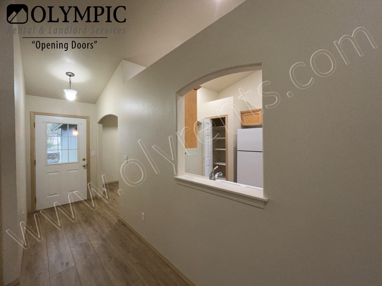 265 Se Valley View Way - Photo 3 of 34