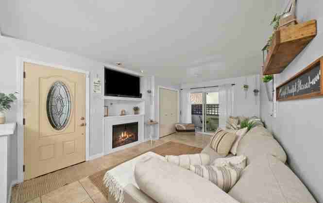 3556 Sunset Ln #36 - Photo 3 of 12