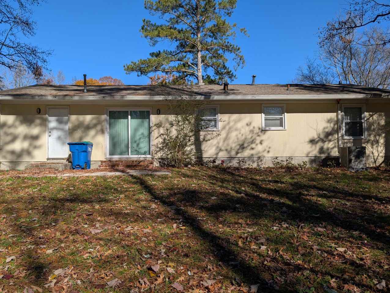 525 Cedar Wood Ct - Photo 2 of 14