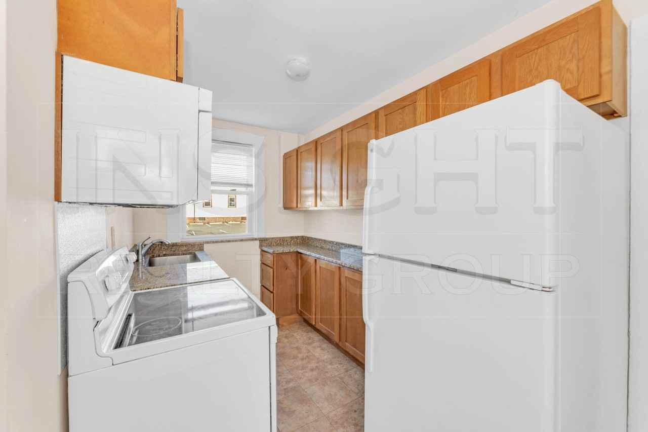 53 Brookside Ave #1