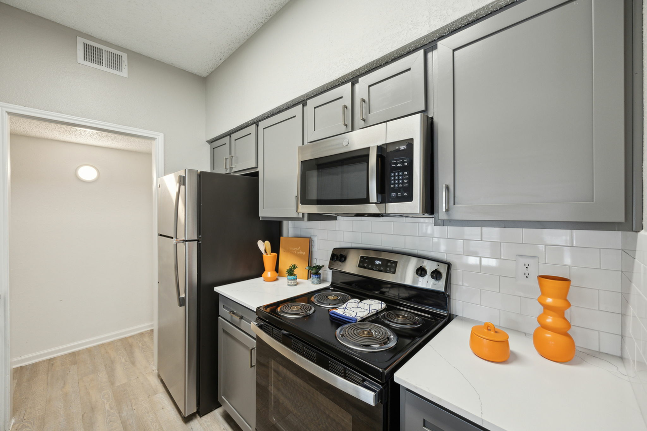 The Dayton - Photo 3 of 28