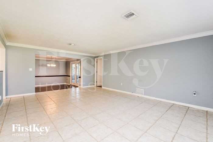 1458 Woodwind Ct - Photo 2 of 15