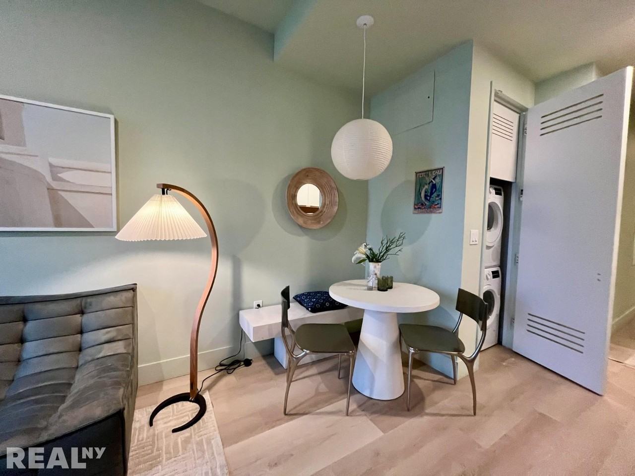 Broad St #2401 - Photo 2 of 10