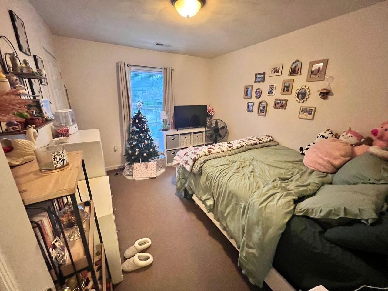 504 Clement St - Photo 6 of 14