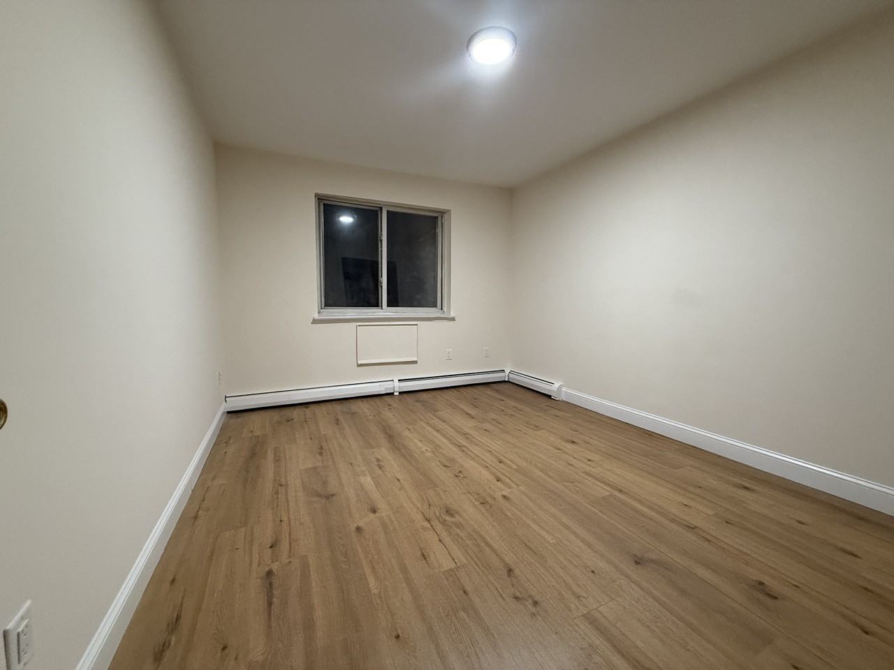 Mulford Ave - Photo 3 of 18