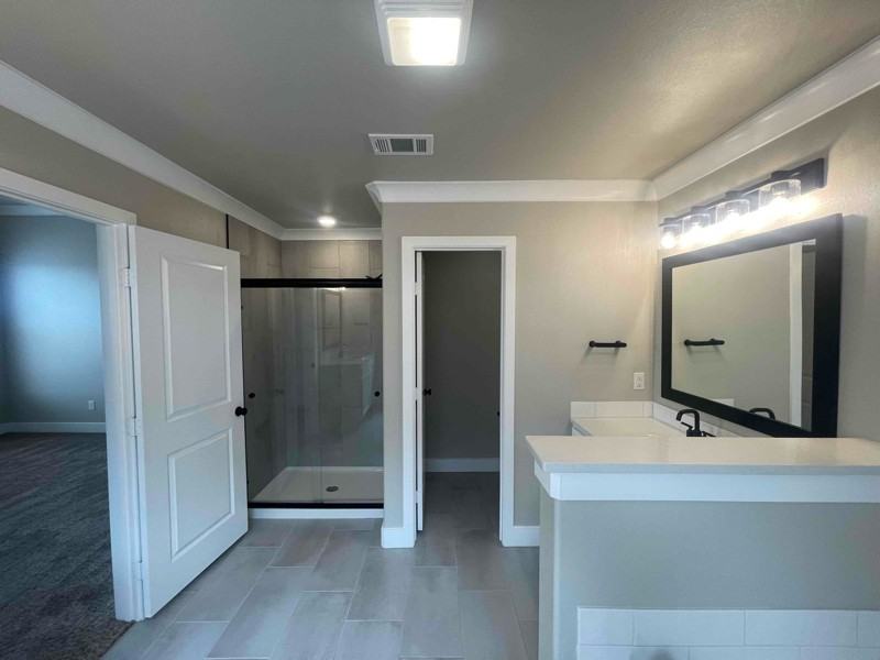 6906 Hart Rd - Photo 3 of 16