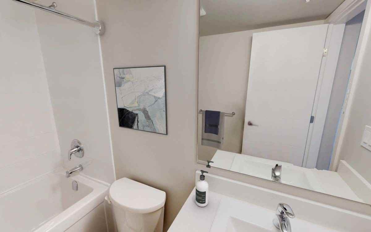 Premiere - Photo 6 of 50