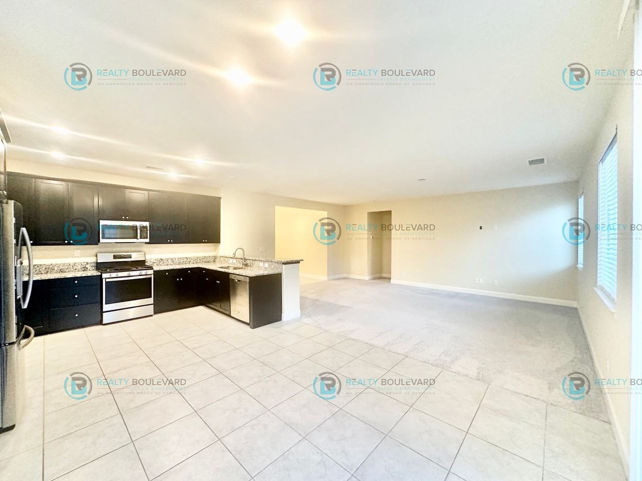 2098 Bishop Pine St - Photo 3 of 47