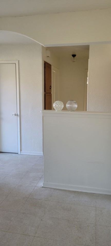 1612 Arkansas Avenue - Photo 5 of 11