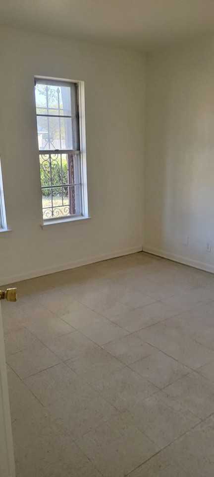 1612 Arkansas Avenue - Photo 7 of 11