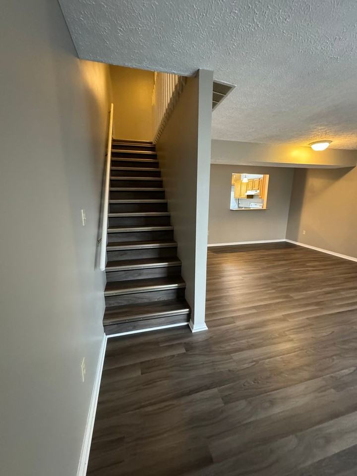 1310 S MADISON STREET - Photo 6 of 25