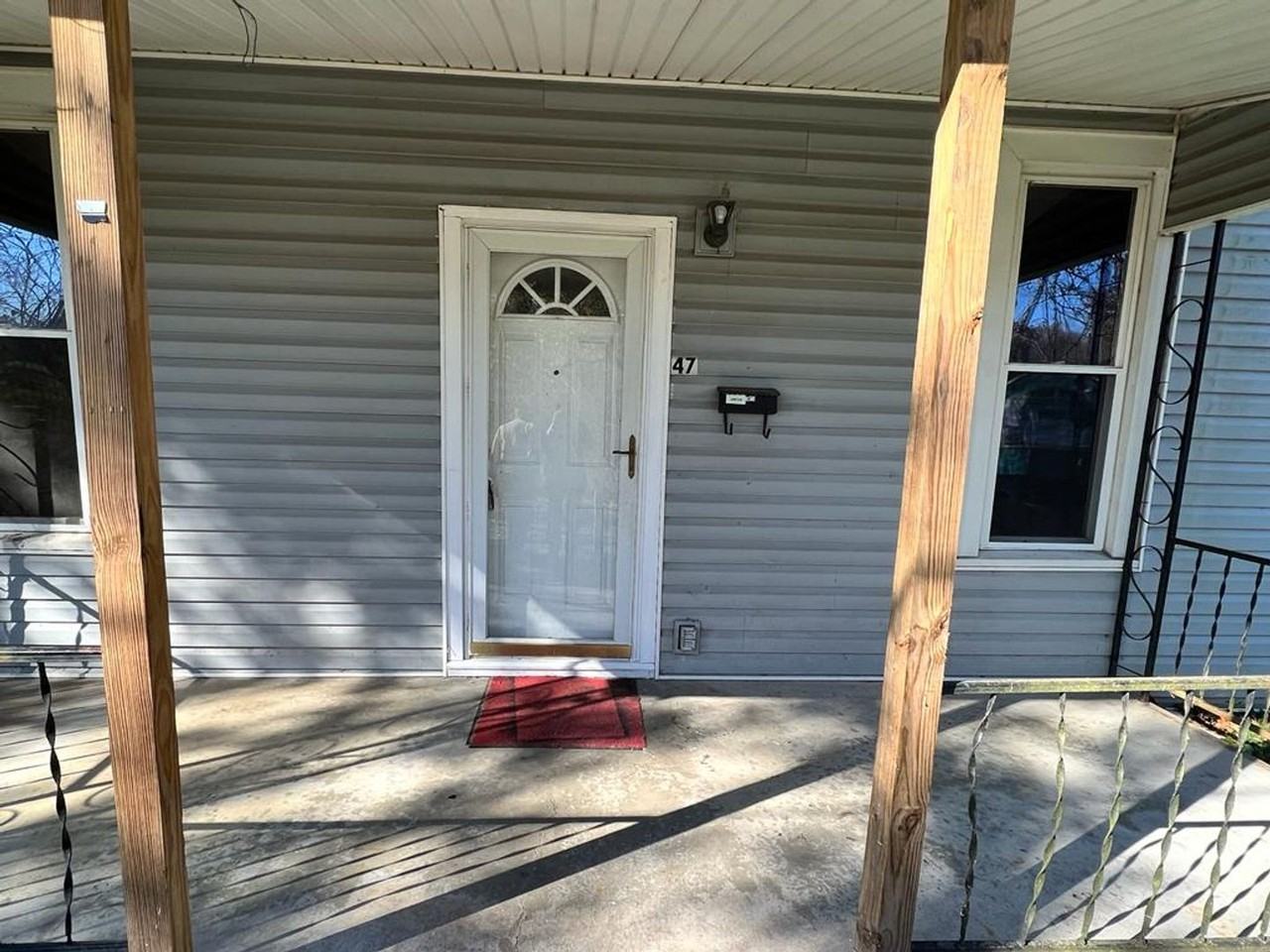 47 Hall St - Photo 2 of 18