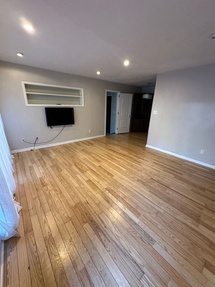 1203 Marys Dr - Photo 2 of 14