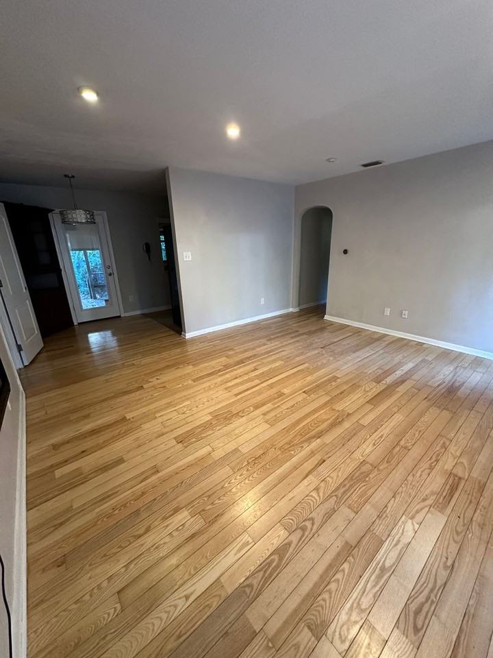 1203 Marys Dr - Photo 3 of 14