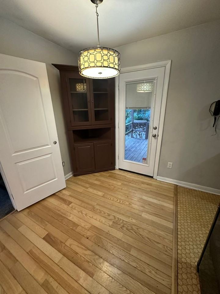 1203 Marys Dr - Photo 5 of 14