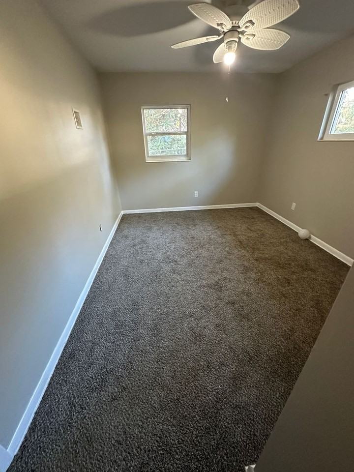 1203 Marys Dr - Photo 7 of 14