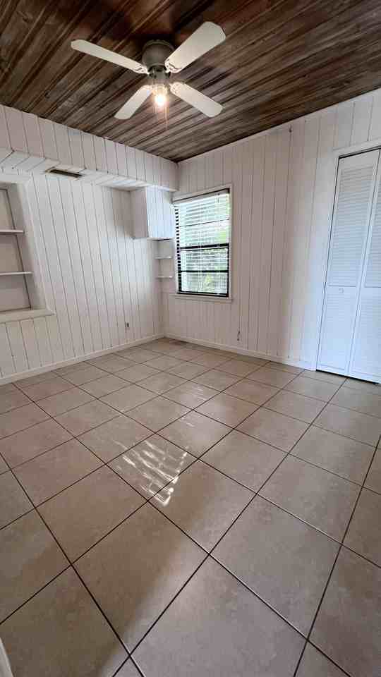 628 Se 5th St #NA - Photo 4 of 9