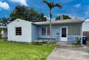 308 Ne 1st St #NA - Photo 1 of 1