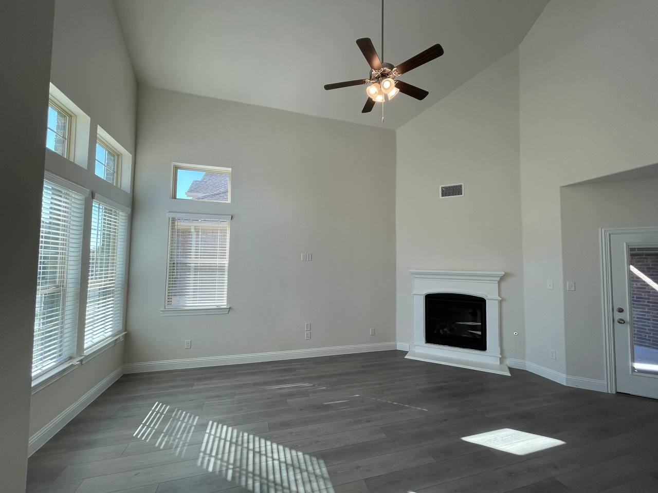 1633 Blakely Pl #NA - Photo 3 of 25