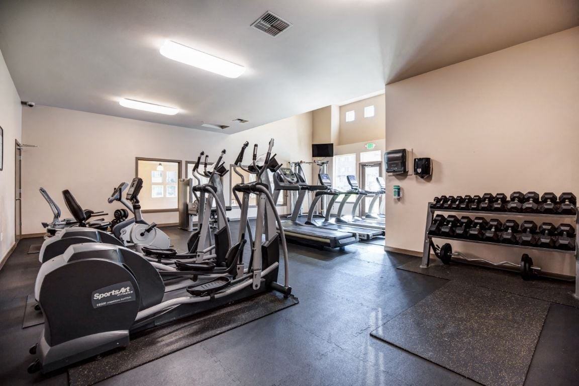 Creston Point - Photo 6 of 20