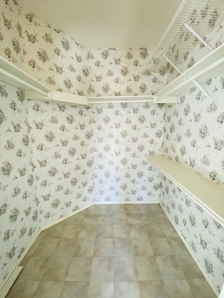 3684 South Andrew Johnson Avenue - Photo 3 of 5