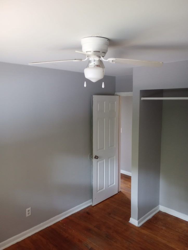 1440 Beech Ave - Photo 3 of 14