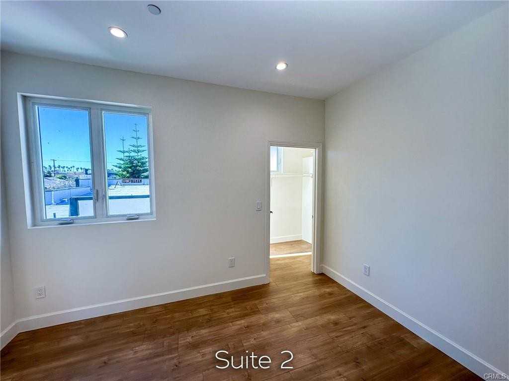 1644 5th Ave - Photo 3 of 8