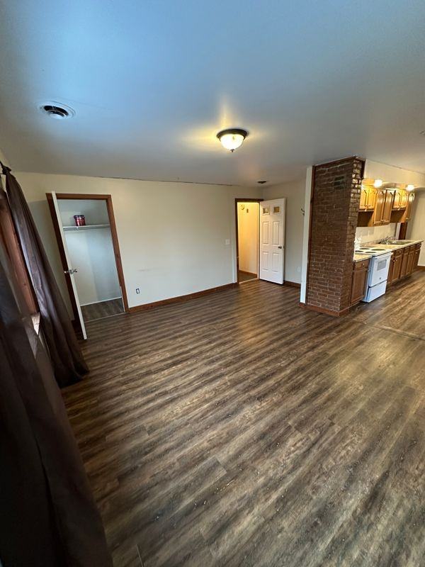 6 E Clinton St - Photo 3 of 24
