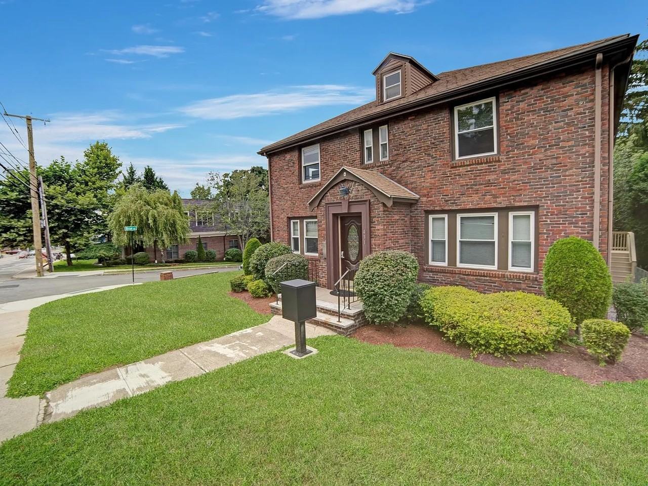 431 Adams Street #4 - Photo 2 of 12