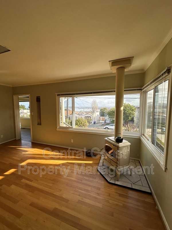 254 Larkin St - Photo 6 of 35