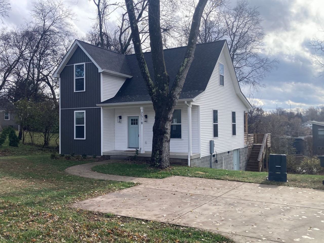 2518 Sheridan Rd - Photo 2 of 26