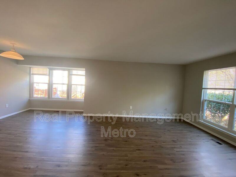 11821 Blue February Way - Photo 6 of 19