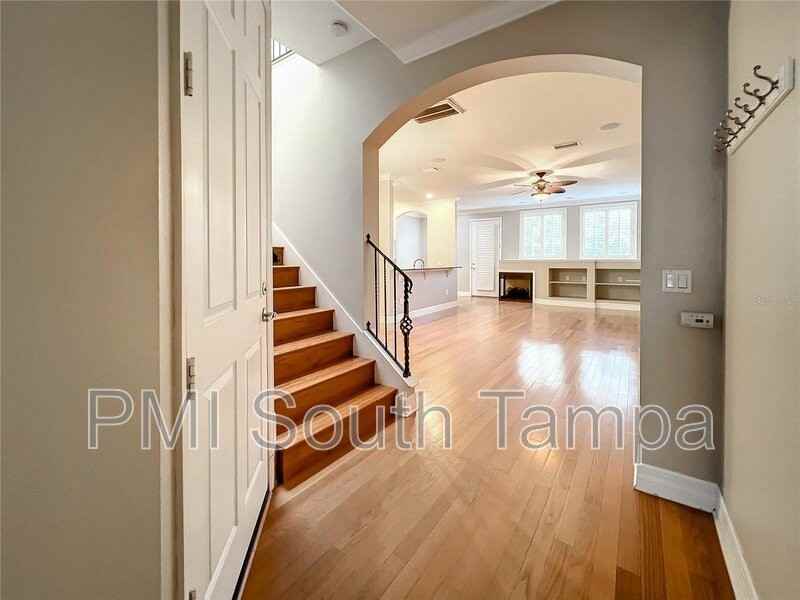 2905 Hansen Manor Ln - Photo 5 of 37