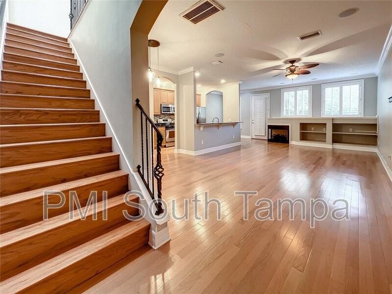 2905 Hansen Manor Ln - Photo 6 of 37