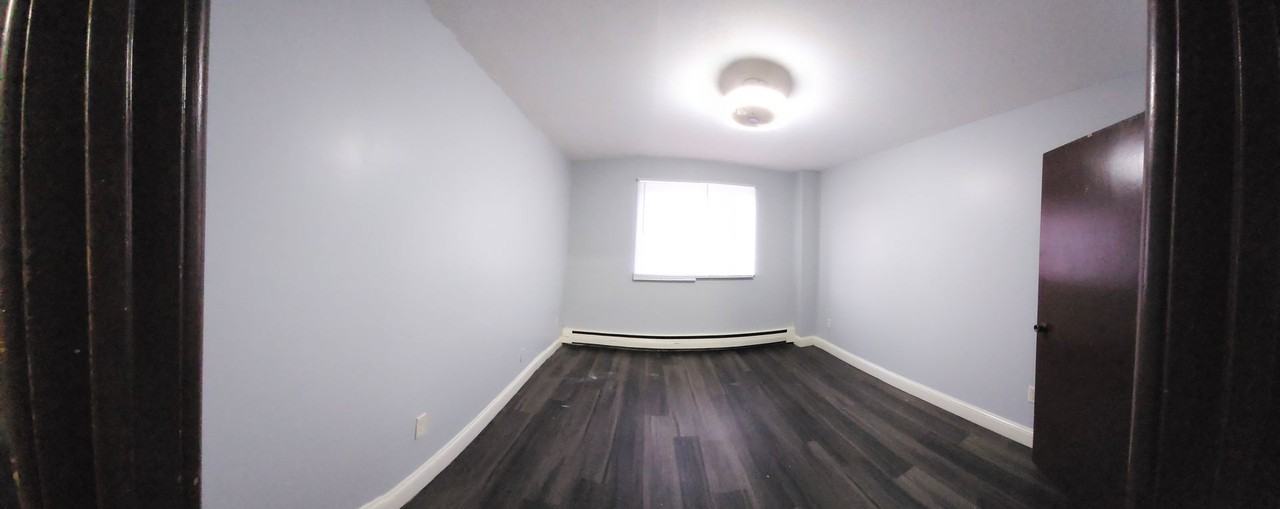 Princeton Place Apts - 1221 - Photo 3 of 12