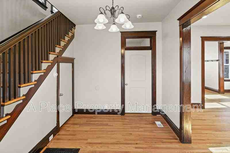 2976 Kincaid Ave - Photo 5 of 22